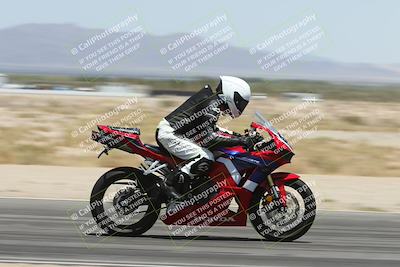 media/May-25-2025-TrackXperience (Sun) [[393a69de75]]/Level 1/Session 5 (Speed Pans)/